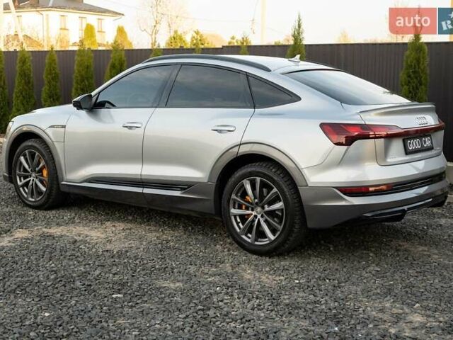 Сірий Ауді E-Tron, об'ємом двигуна 0 л та пробігом 112 тис. км за 34300 $, фото 11 на Automoto.ua