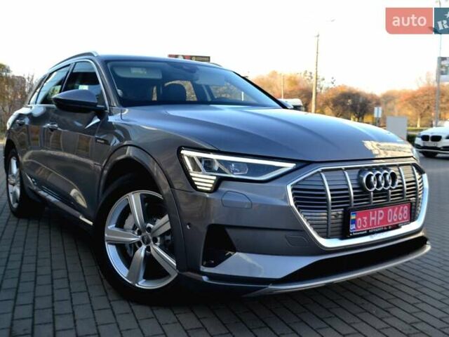 Серый Ауди E-Tron, объемом двигателя 0 л и пробегом 125 тыс. км за 23800 $, фото 5 на Automoto.ua