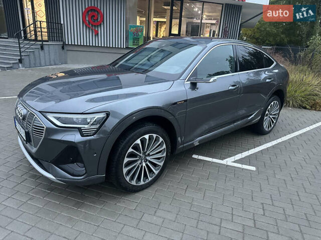 Ауди E-Tron 2020 в Хмельницком на Automoto.ua Серый Ауди E-Tron, объемом двигателя 0 л и пробегом 112 тыс. км за 37000 $, фото 8 на Automoto.ua