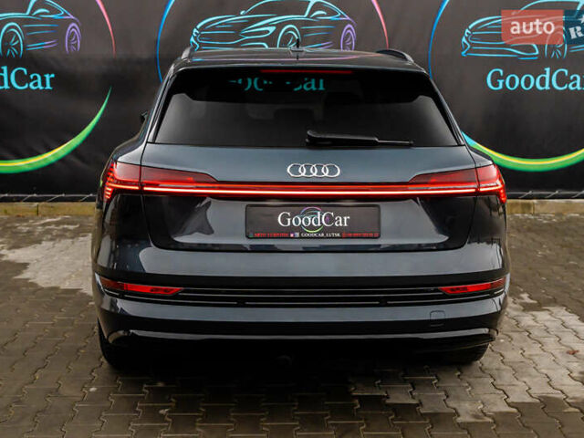 Сірий Ауді E-Tron, об'ємом двигуна 0 л та пробігом 154 тис. км за 25900 $, фото 23 на Automoto.ua
