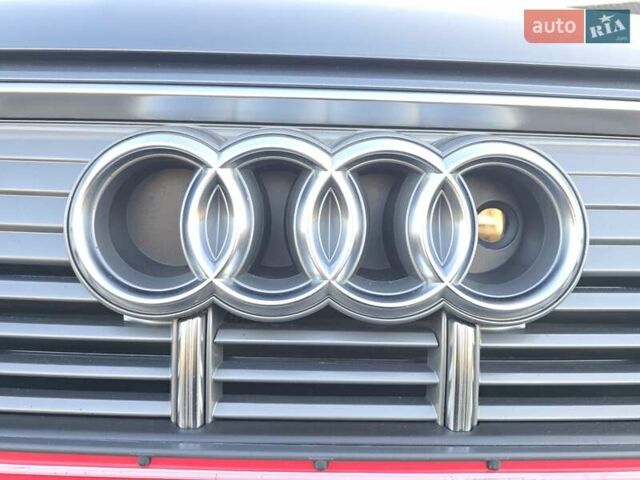 Серый Ауди E-Tron, объемом двигателя 0 л и пробегом 99 тыс. км за 31990 $, фото 57 на Automoto.ua