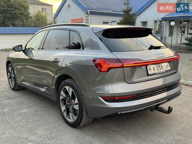 Сірий Ауді E-Tron, об'ємом двигуна 0 л та пробігом 180 тис. км за 21500 $, фото 15 на Automoto.ua