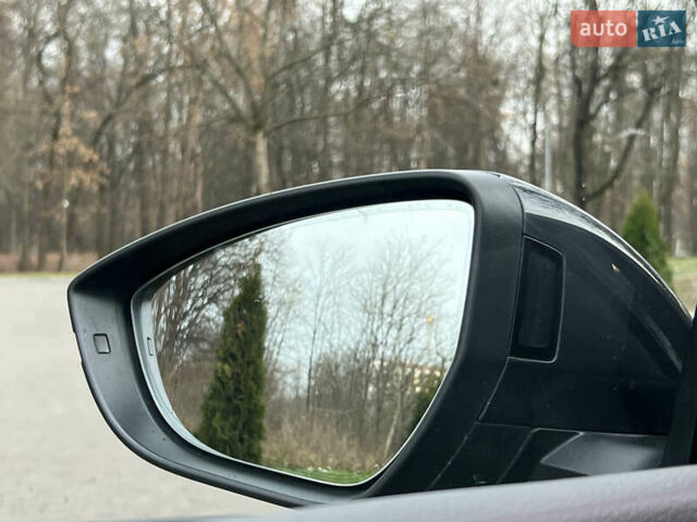 Сірий Ауді E-Tron, об'ємом двигуна 0 л та пробігом 143 тис. км за 30800 $, фото 11 на Automoto.ua