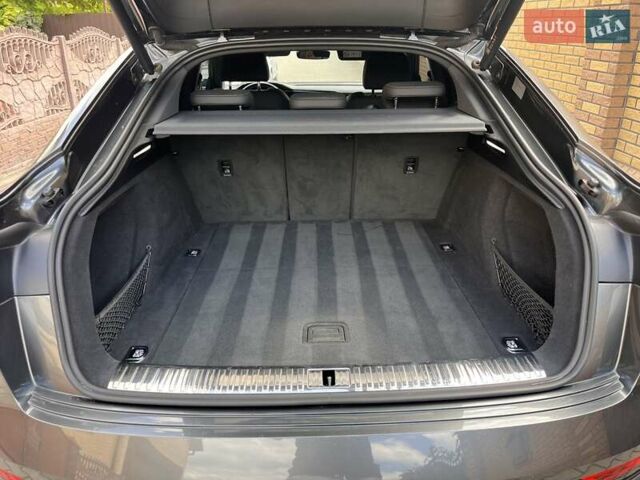 Серый Ауди E-Tron, объемом двигателя 0 л и пробегом 54 тыс. км за 35000 $, фото 25 на Automoto.ua