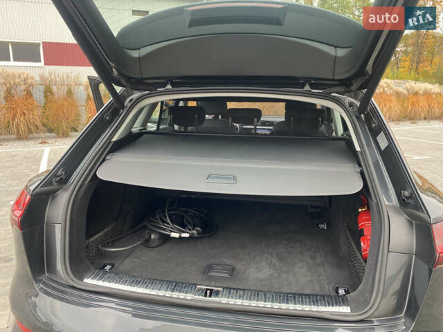 Ауди E-Tron 2020 в Луцке на Automoto.ua Серый Ауди E-Tron, объемом двигателя 0 л и пробегом 128 тыс. км за 25000 $, фото 30 на Automoto.ua