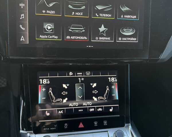 Сірий Ауді E-Tron, об'ємом двигуна 0 л та пробігом 169 тис. км за 26250 $, фото 11 на Automoto.ua