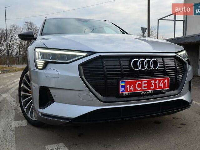 Серый Ауди E-Tron, объемом двигателя 0 л и пробегом 157 тыс. км за 24950 $, фото 16 на Automoto.ua