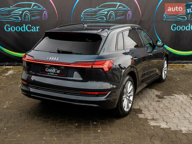 Сірий Ауді E-Tron, об'ємом двигуна 0 л та пробігом 154 тис. км за 25900 $, фото 21 на Automoto.ua