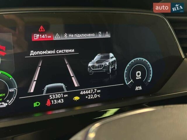 Серый Ауди E-Tron, объемом двигателя 0 л и пробегом 53 тыс. км за 37900 $, фото 28 на Automoto.ua