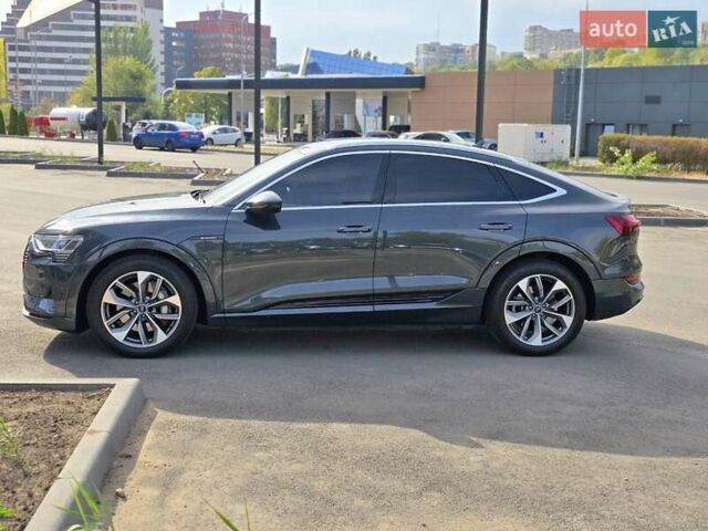 Ауди E-Tron 2020 в Днепре (Днепропетровске) на Automoto.ua Серый Ауди E-Tron, объемом двигателя 0 л и пробегом 90 тыс. км за 37777 $, фото 3 на Automoto.ua