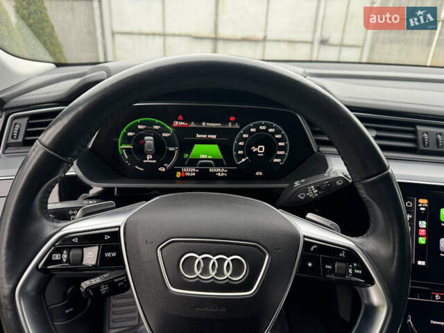 Серый Ауди E-Tron, объемом двигателя 0 л и пробегом 150 тыс. км за 23800 $, фото 16 на Automoto.ua