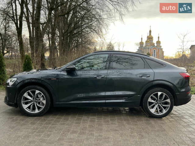 Сірий Ауді E-Tron, об'ємом двигуна 0 л та пробігом 143 тис. км за 30800 $, фото 7 на Automoto.ua