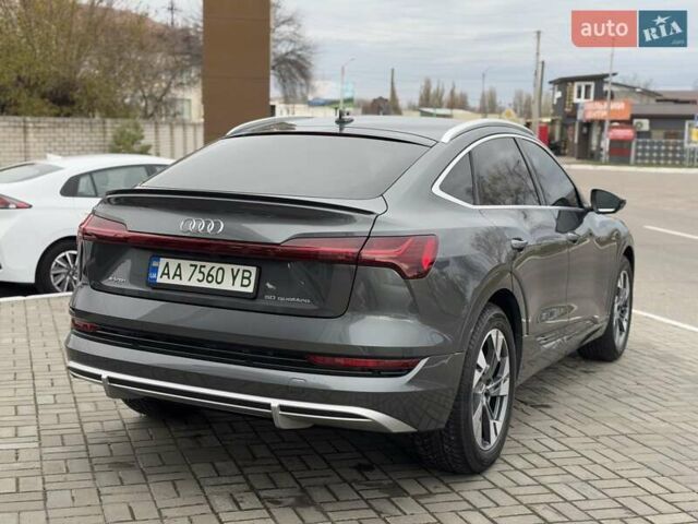 Серый Ауди E-Tron, объемом двигателя 0 л и пробегом 71 тыс. км за 35700 $, фото 7 на Automoto.ua