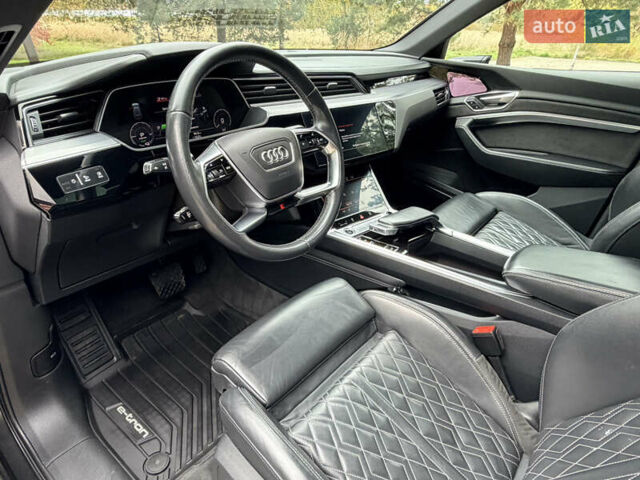 Ауді E-Tron 2020 у Дрогобичі на Automoto.ua Сірий Ауді E-Tron, об'ємом двигуна 0 л та пробігом 160 тис. км за 33900 $, фото 16 на Automoto.ua