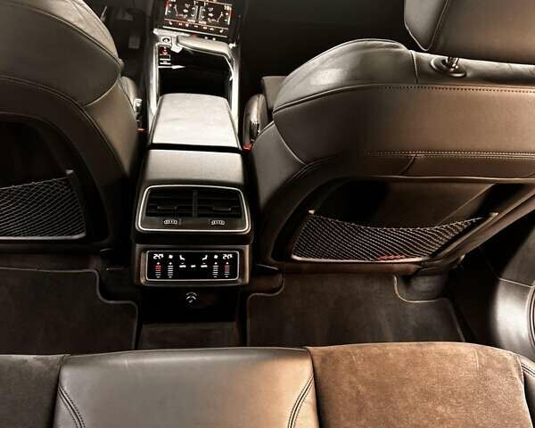 Серый Ауди E-Tron, объемом двигателя 0 л и пробегом 90 тыс. км за 37000 $, фото 6 на Automoto.ua