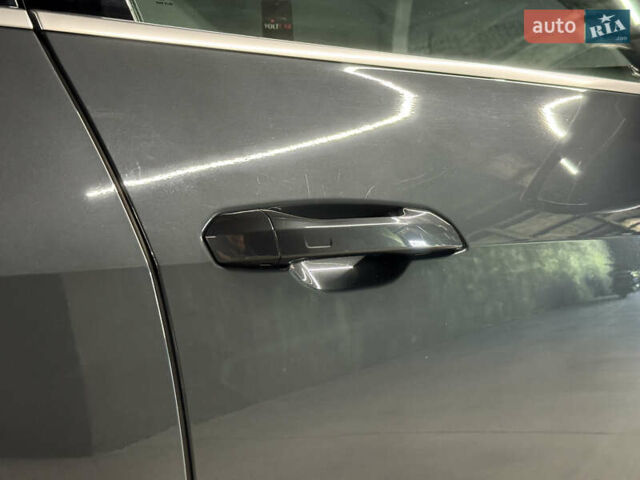 Серый Ауди E-Tron, объемом двигателя 0 л и пробегом 207 тыс. км за 20000 $, фото 11 на Automoto.ua