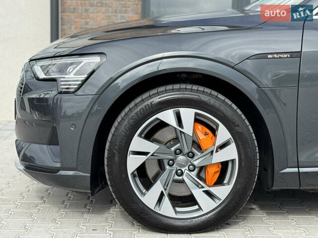 Ауди E-Tron 2020 в Тернополе на Automoto.ua Серый Ауди E-Tron, объемом двигателя 0 л и пробегом 126 тыс. км за 23900 $, фото 35 на Automoto.ua