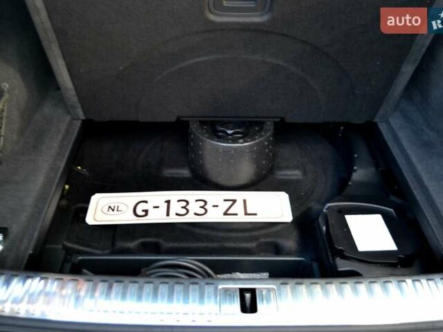 Серый Ауди E-Tron, объемом двигателя 0 л и пробегом 125 тыс. км за 23800 $, фото 205 на Automoto.ua