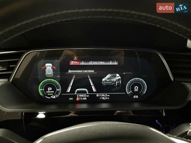 Серый Ауди E-Tron, объемом двигателя 0 л и пробегом 120 тыс. км за 28700 $, фото 56 на Automoto.ua