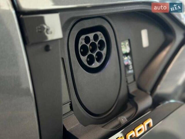 Серый Ауди E-Tron, объемом двигателя 0 л и пробегом 53 тыс. км за 37900 $, фото 6 на Automoto.ua