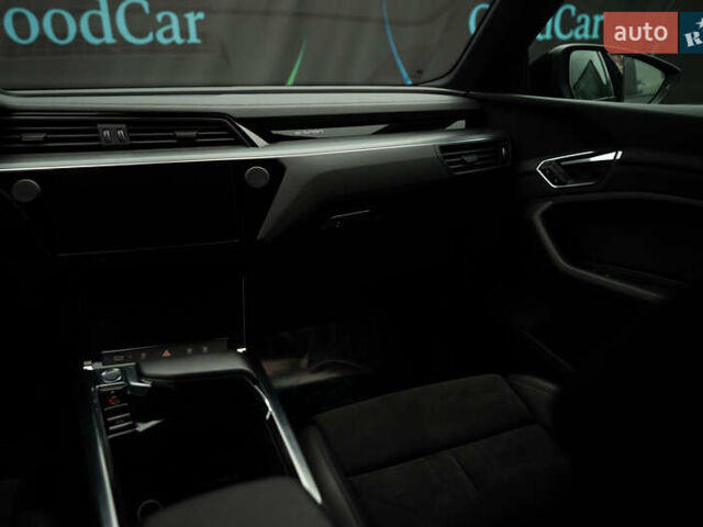 Сірий Ауді E-Tron, об'ємом двигуна 0 л та пробігом 154 тис. км за 25900 $, фото 74 на Automoto.ua