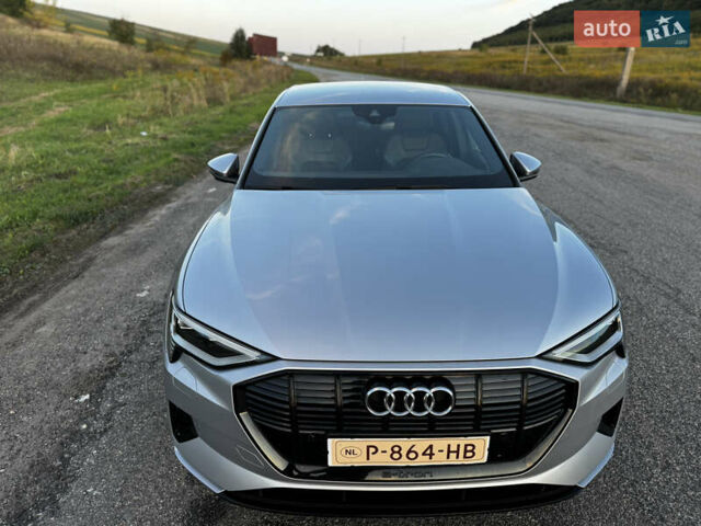 Серый Ауди E-Tron, объемом двигателя 0 л и пробегом 108 тыс. км за 29000 $, фото 5 на Automoto.ua