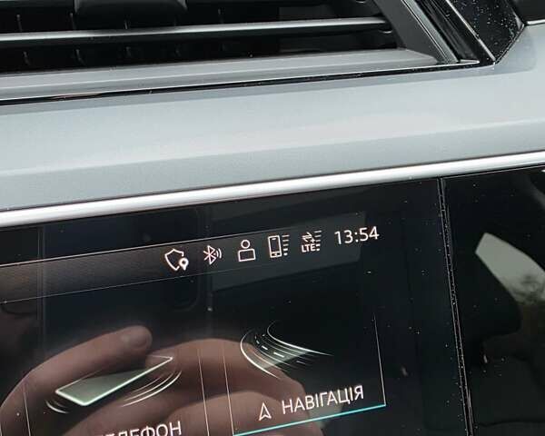 Серый Ауди E-Tron, объемом двигателя 0 л и пробегом 90 тыс. км за 36500 $, фото 28 на Automoto.ua