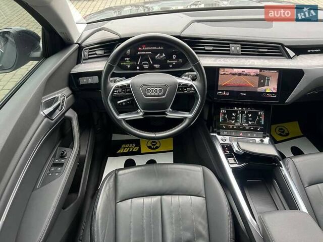 Сірий Ауді E-Tron, об'ємом двигуна 0 л та пробігом 96 тис. км за 29000 $, фото 13 на Automoto.ua