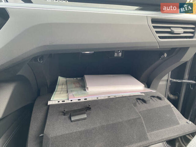 Ауди E-Tron 2020 в Луцке на Automoto.ua Серый Ауди E-Tron, объемом двигателя 0 л и пробегом 128 тыс. км за 25000 $, фото 90 на Automoto.ua