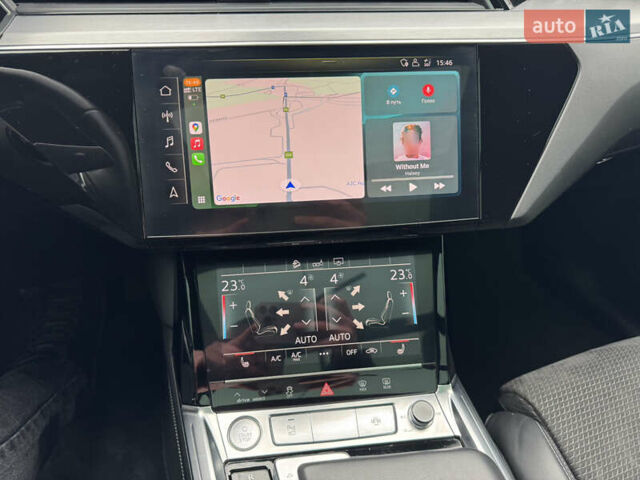 Серый Ауди E-Tron, объемом двигателя 0 л и пробегом 140 тыс. км за 32100 $, фото 40 на Automoto.ua