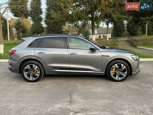 Сірий Ауді E-Tron, об'ємом двигуна 0 л та пробігом 180 тис. км за 21500 $, фото 3 на Automoto.ua
