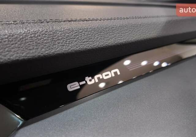 Серый Ауди E-Tron, объемом двигателя 0 л и пробегом 144 тыс. км за 29700 $, фото 26 на Automoto.ua