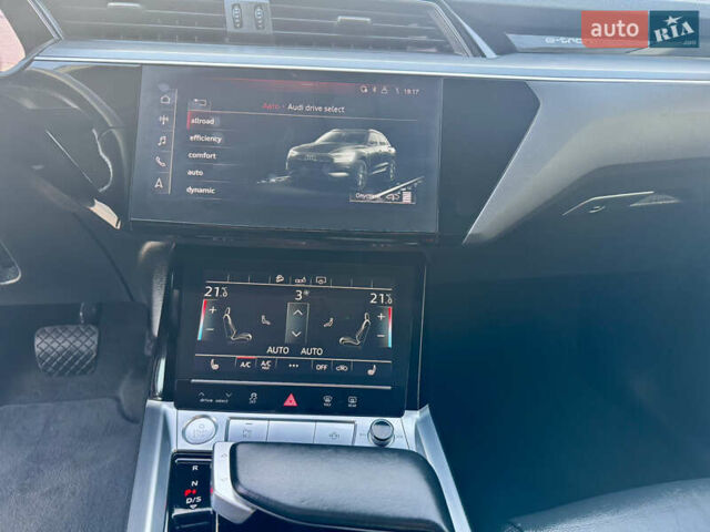 Сірий Ауді E-Tron, об'ємом двигуна 0 л та пробігом 143 тис. км за 27900 $, фото 52 на Automoto.ua