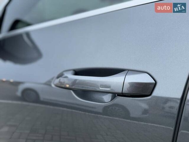 Серый Ауди E-Tron, объемом двигателя 0 л и пробегом 71 тыс. км за 35700 $, фото 13 на Automoto.ua