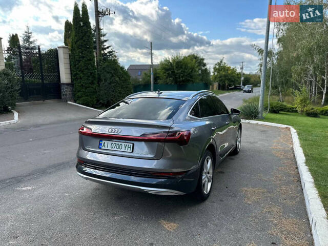 Серый Ауди E-Tron, объемом двигателя 0 л и пробегом 88 тыс. км за 28500 $, фото 1 на Automoto.ua