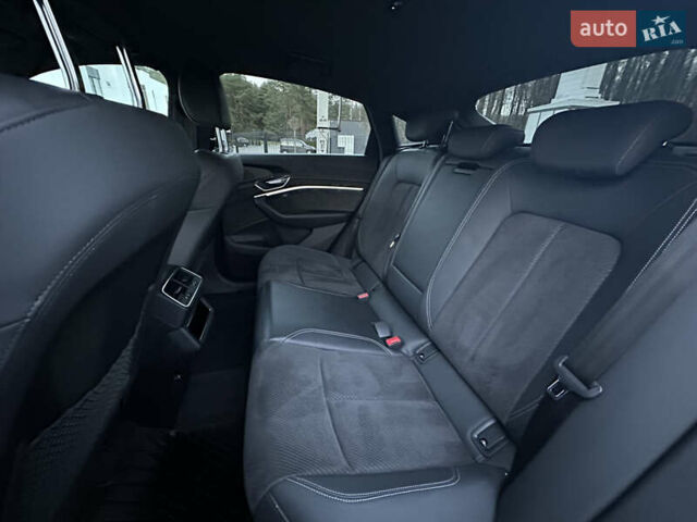 Серый Ауди E-Tron, объемом двигателя 0 л и пробегом 836 тыс. км за 34900 $, фото 17 на Automoto.ua