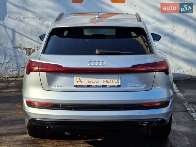 Серый Ауди E-Tron, объемом двигателя 0 л и пробегом 12 тыс. км за 31990 $, фото 36 на Automoto.ua