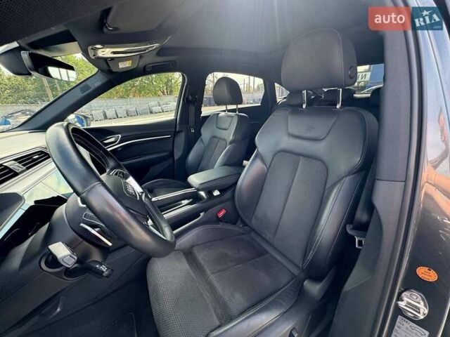 Серый Ауди E-Tron, объемом двигателя 0 л и пробегом 119 тыс. км за 33500 $, фото 21 на Automoto.ua