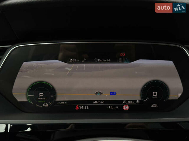 Ауди E-Tron 2020 в Тернополе на Automoto.ua Серый Ауди E-Tron, объемом двигателя 0 л и пробегом 126 тыс. км за 23900 $, фото 73 на Automoto.ua