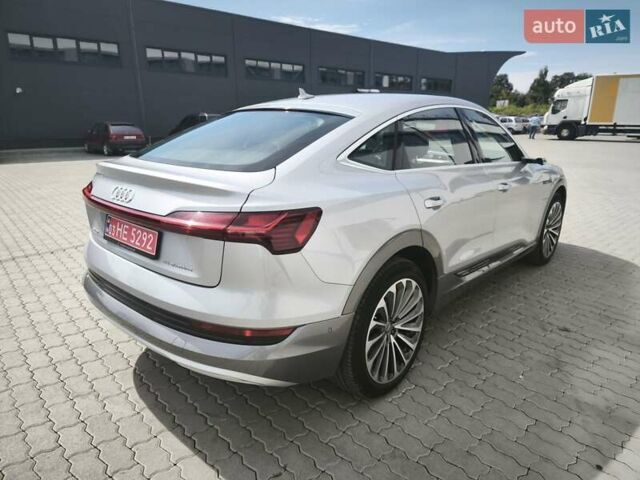 Серый Ауди E-Tron, объемом двигателя 0 л и пробегом 70 тыс. км за 34500 $, фото 41 на Automoto.ua