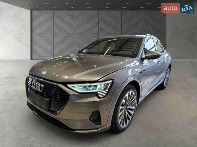 Серый Ауди E-Tron, объемом двигателя 0 л и пробегом 145 тыс. км за 37500 $, фото 1 на Automoto.ua