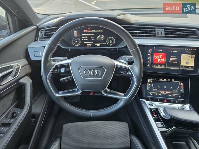 Сірий Ауді E-Tron, об'ємом двигуна 0 л та пробігом 67 тис. км за 37999 $, фото 72 на Automoto.ua