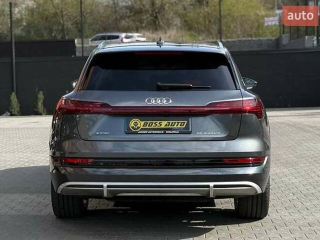 Сірий Ауді E-Tron, об'ємом двигуна 0 л та пробігом 63 тис. км за 36200 $, фото 4 на Automoto.ua