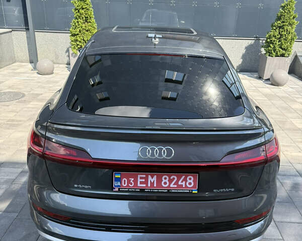 Ауді E-Tron 2020 у Києві на Automoto.ua Сірий Ауді E-Tron, об'ємом двигуна 0 л та пробігом 53 тис. км за 33900 $, фото 17 на Automoto.ua