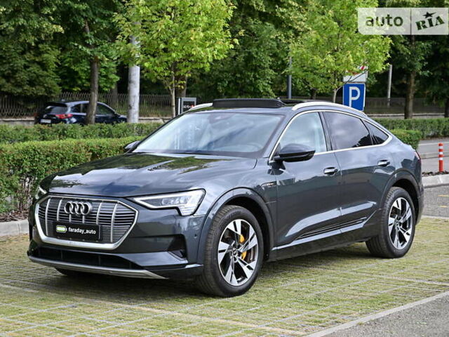 Серый Ауди E-Tron, объемом двигателя 0 л и пробегом 62 тыс. км за 43500 $, фото 1 на Automoto.ua