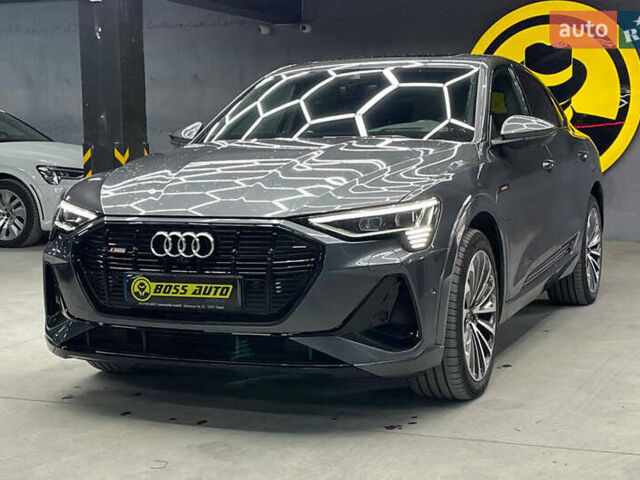 Ауді E-Tron 2020 у Чернівцях на Automoto.ua Сірий Ауді E-Tron, об'ємом двигуна 0 л та пробігом 65 тис. км за 48000 $, фото 2 на Automoto.ua