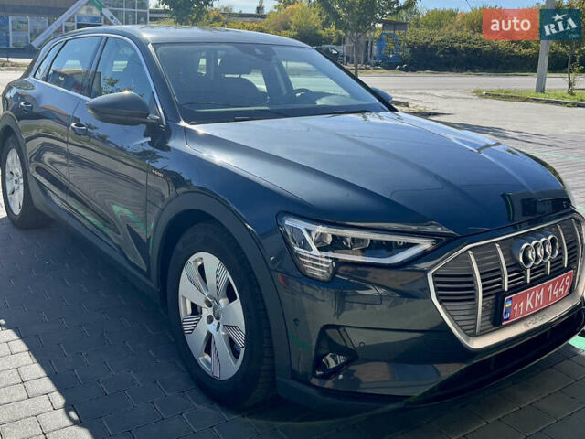 Серый Ауди E-Tron, объемом двигателя 0 л и пробегом 175 тыс. км за 22700 $, фото 19 на Automoto.ua