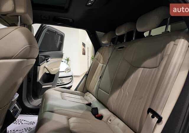 Серый Ауди E-Tron, объемом двигателя 0 л и пробегом 144 тыс. км за 29700 $, фото 25 на Automoto.ua