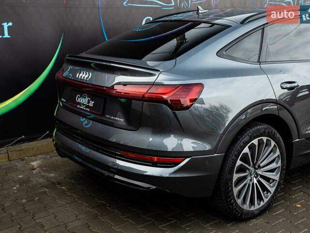 Сірий Ауді E-Tron, об'ємом двигуна 0 л та пробігом 82 тис. км за 39888 $, фото 34 на Automoto.ua