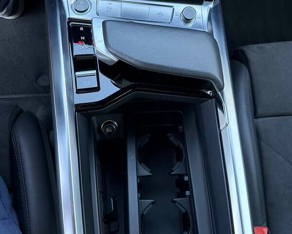 Ауди E-Tron 2020 в Луцке на Automoto.ua Серый Ауди E-Tron, объемом двигателя 0 л и пробегом 49 тыс. км за 35550 $, фото 21 на Automoto.ua